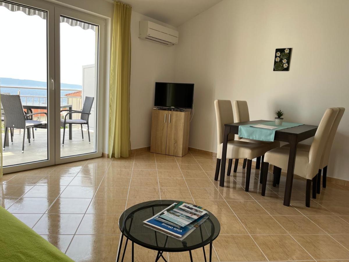Apartmani Emil โตรกีร์ ภายนอก รูปภาพ